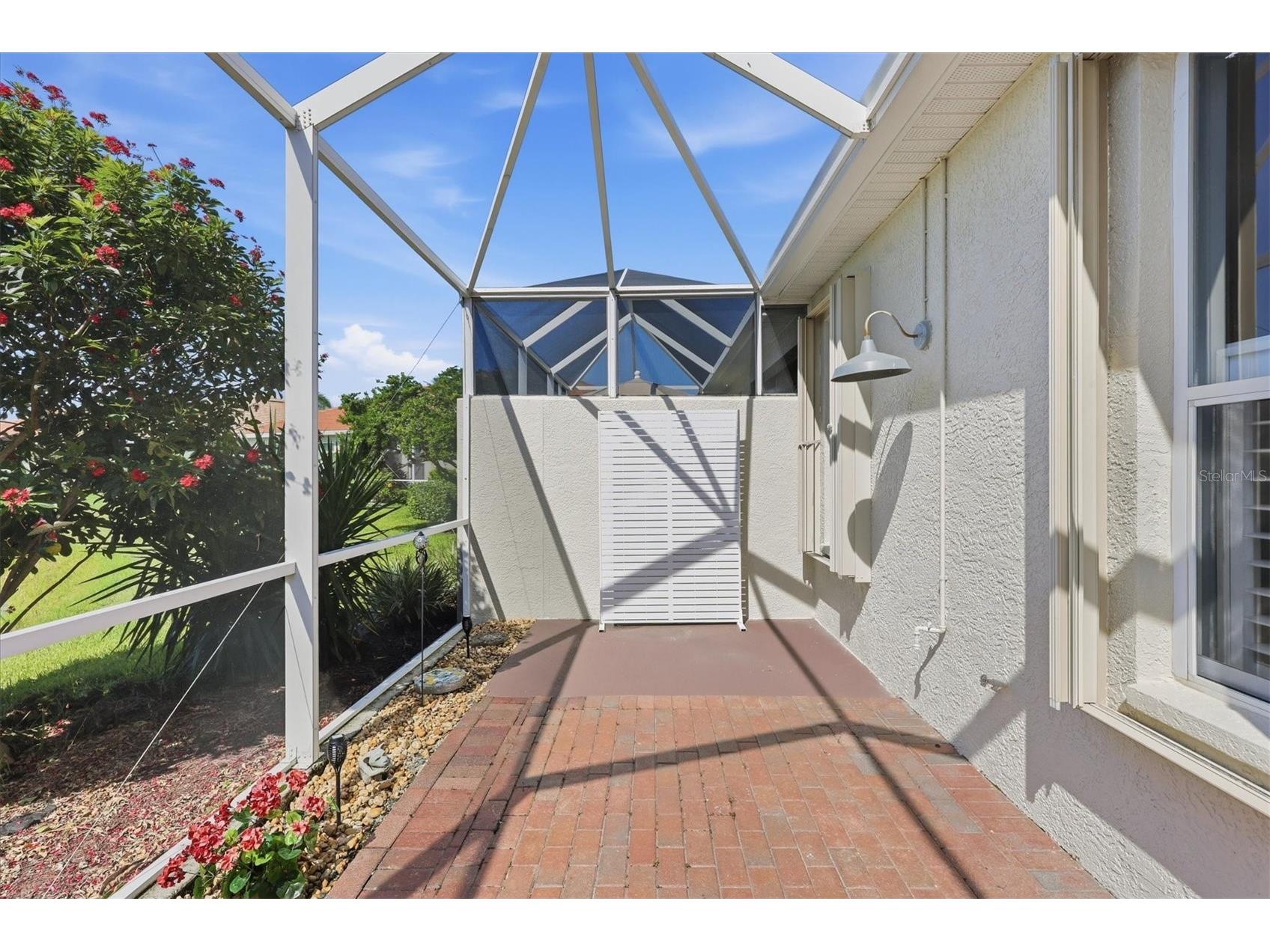 8050 Victoria Falls Circle Sarasota FL 34243 A4701002 image28