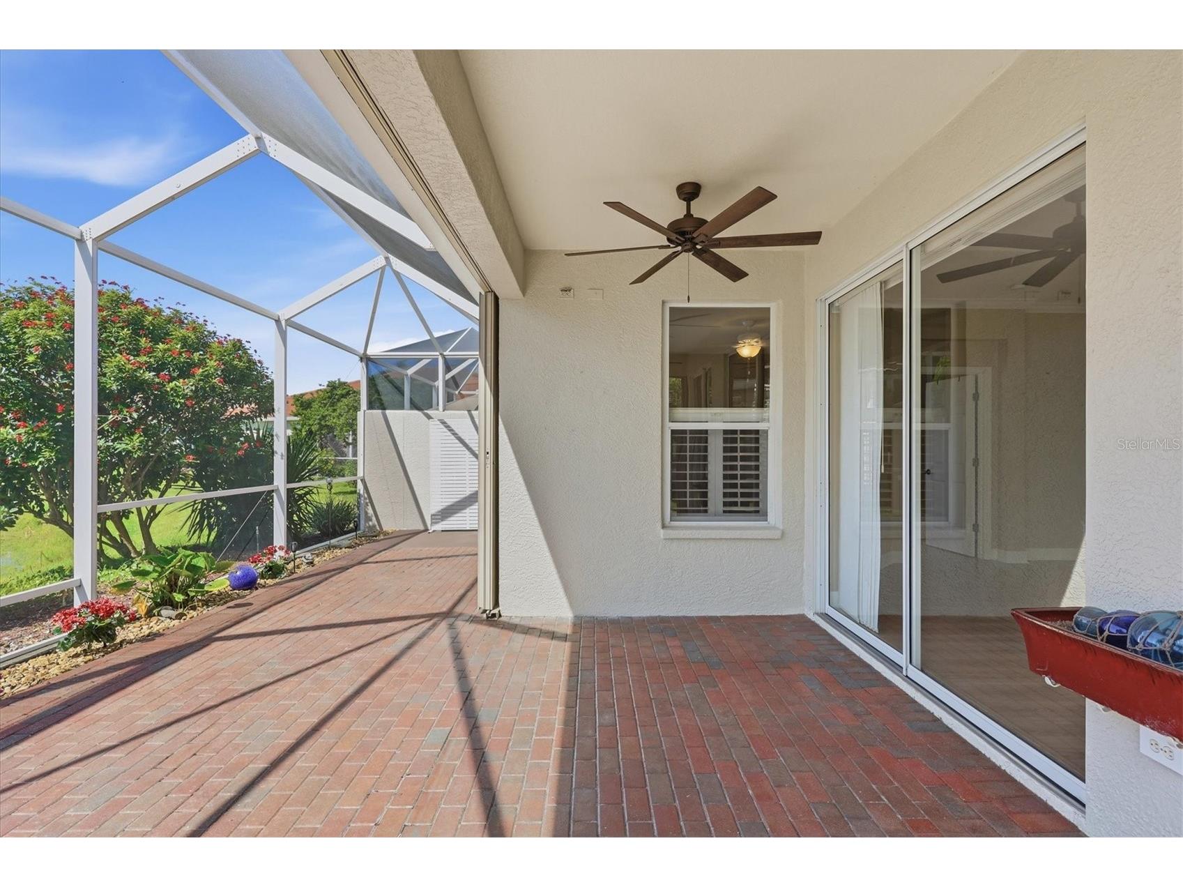 8050 Victoria Falls Circle Sarasota FL 34243 A4701002 image30