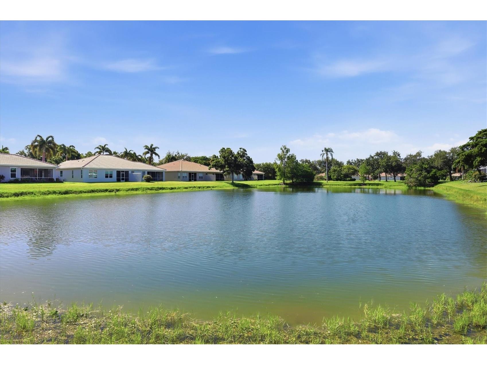 8050 Victoria Falls Circle Sarasota FL 34243 A4701002 image34