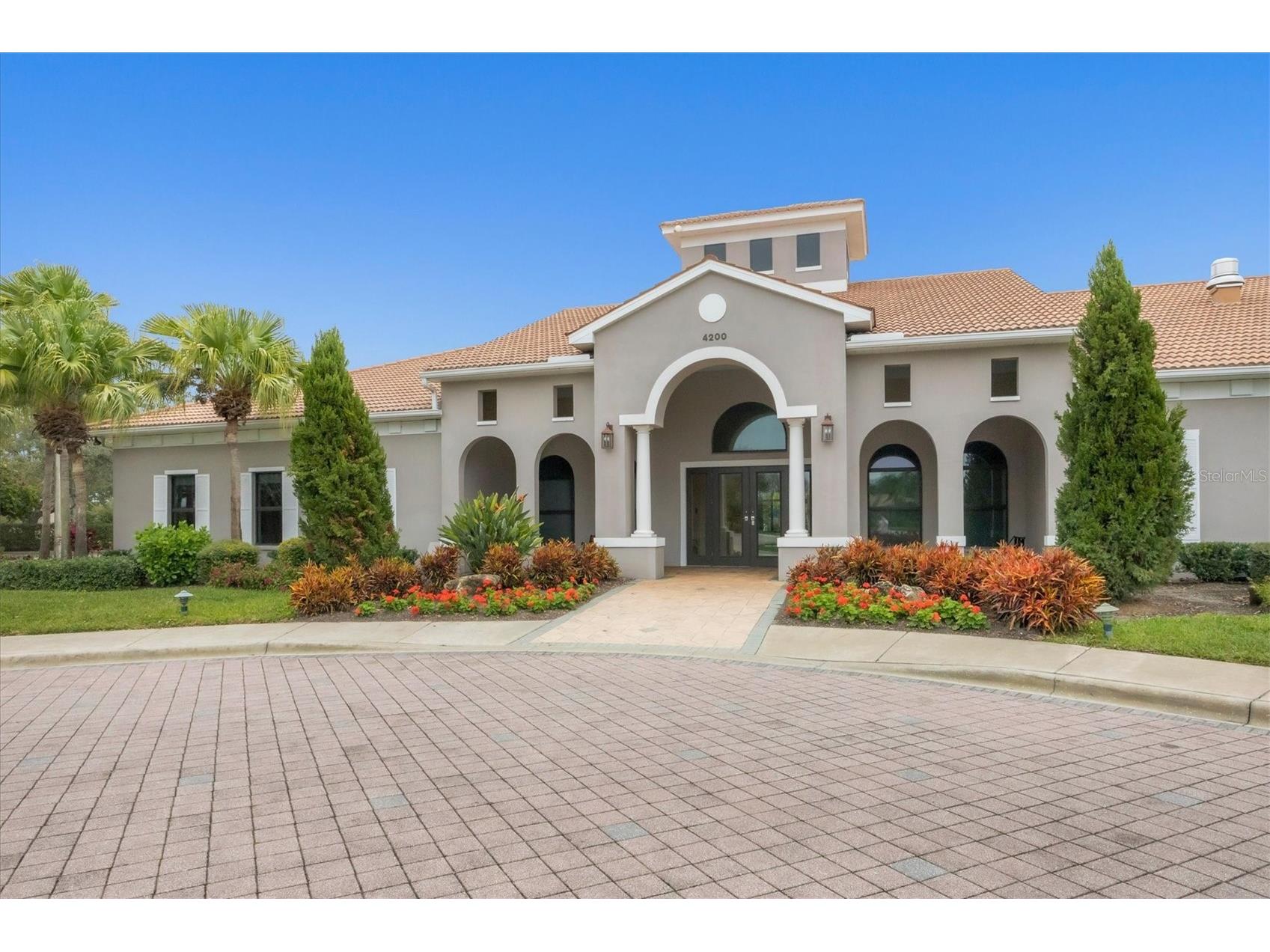 8050 Victoria Falls Circle Sarasota FL 34243 A4701002 image46