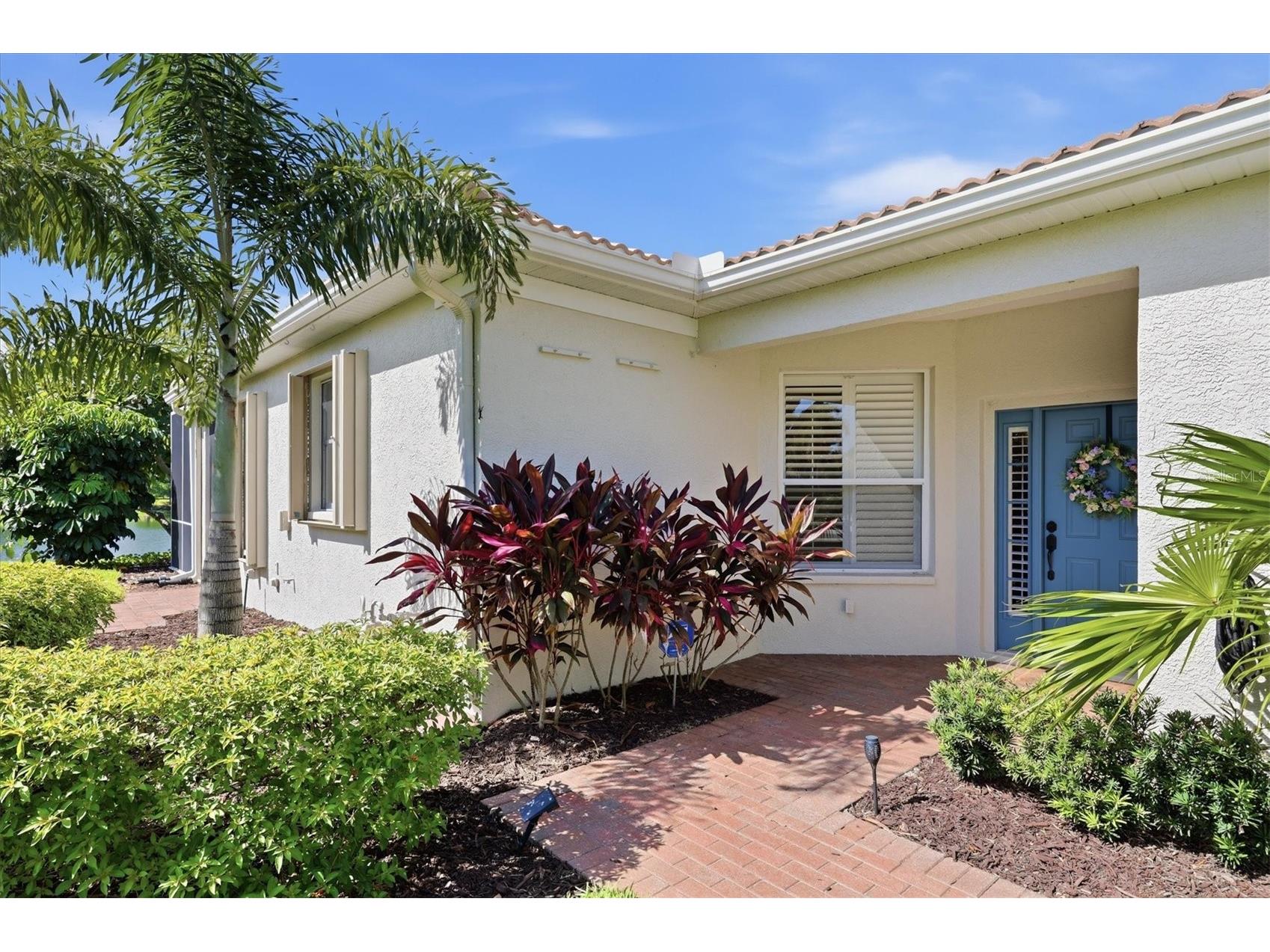 8050 Victoria Falls Circle Sarasota FL 34243 A4701002 image5