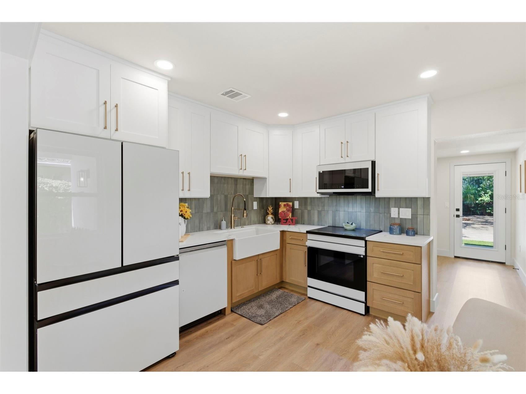 8051 26th Avenue N Saint Petersburg FL 33710 TB8493667 image16