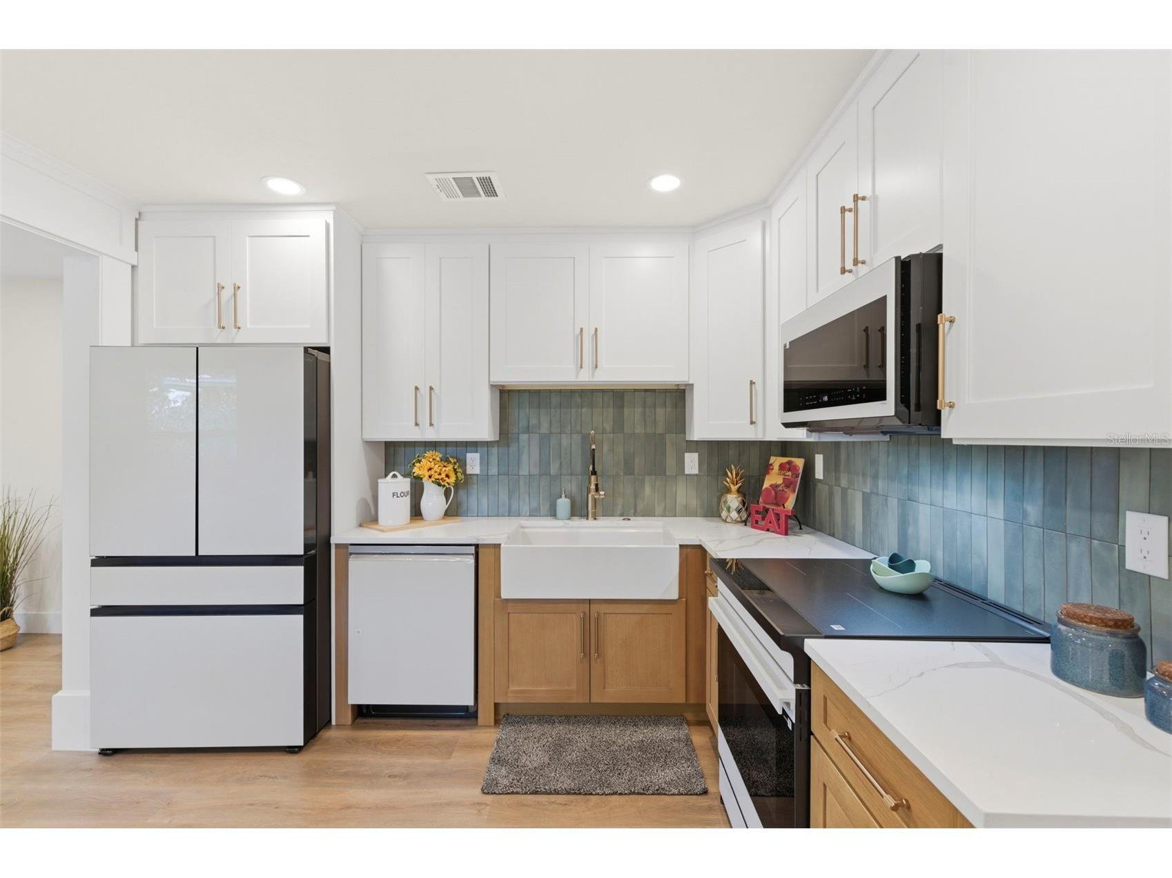 8051 26th Avenue N Saint Petersburg FL 33710 TB8493667 image18