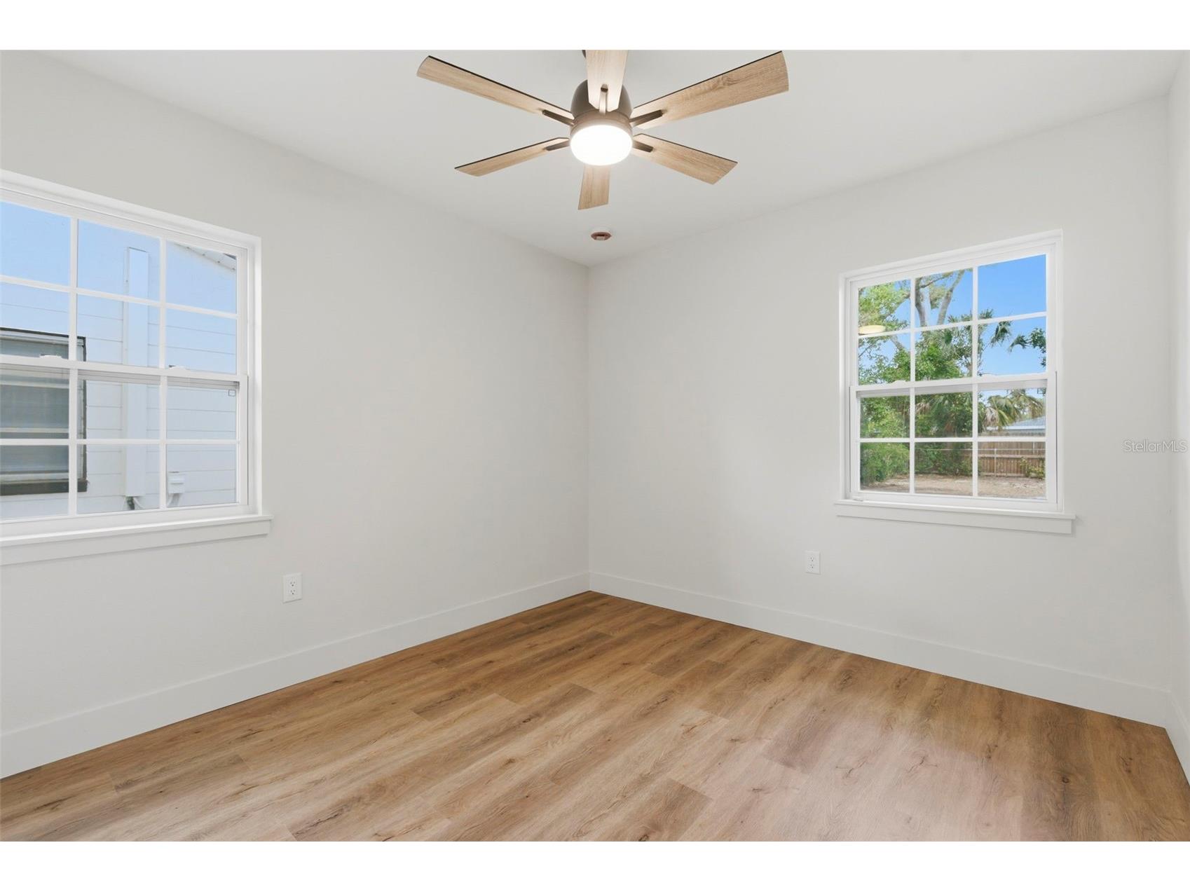 8051 26th Avenue N Saint Petersburg FL 33710 TB8493667 image33