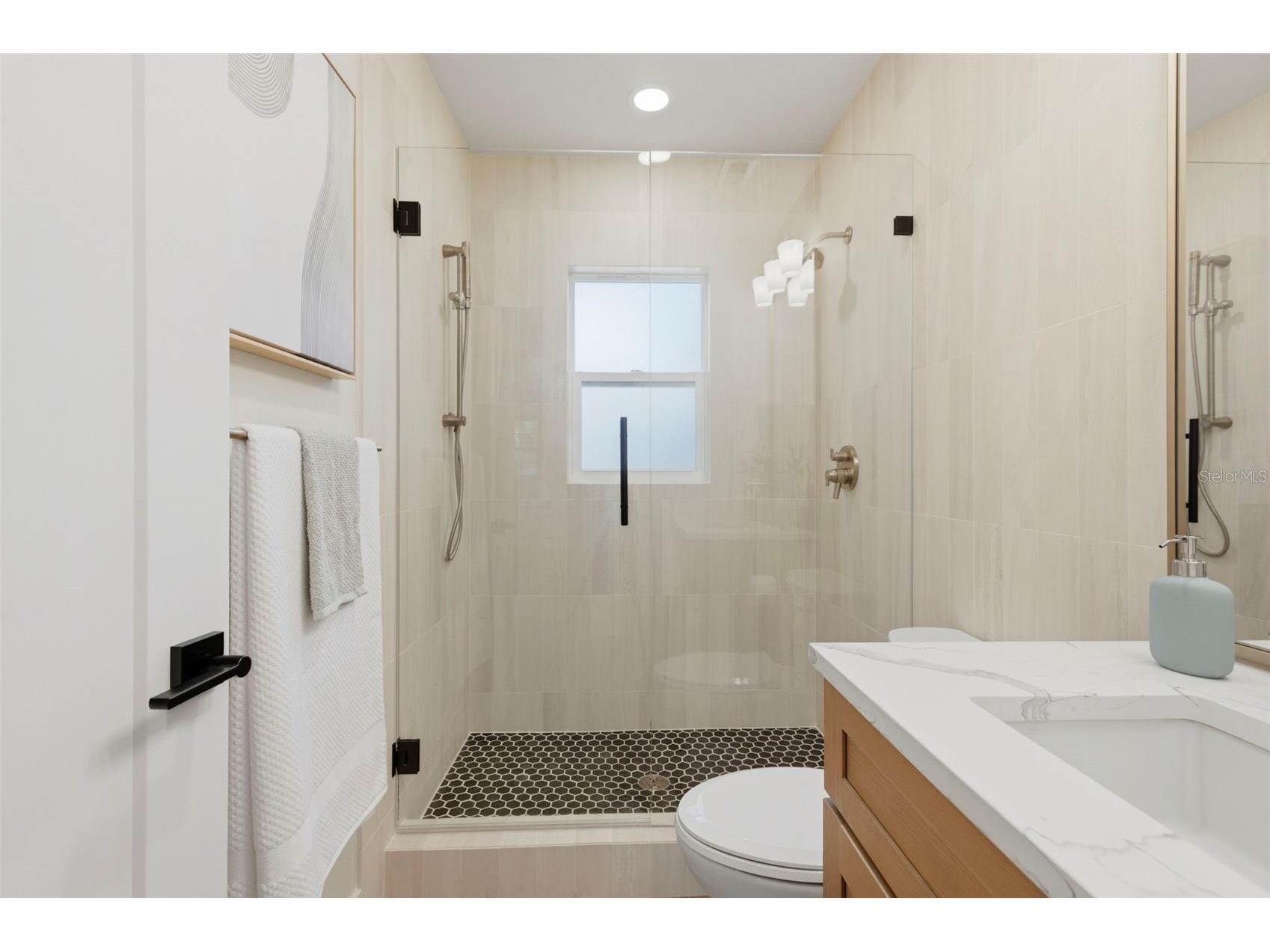 8051 26th Avenue N Saint Petersburg FL 33710 TB8493667 image38