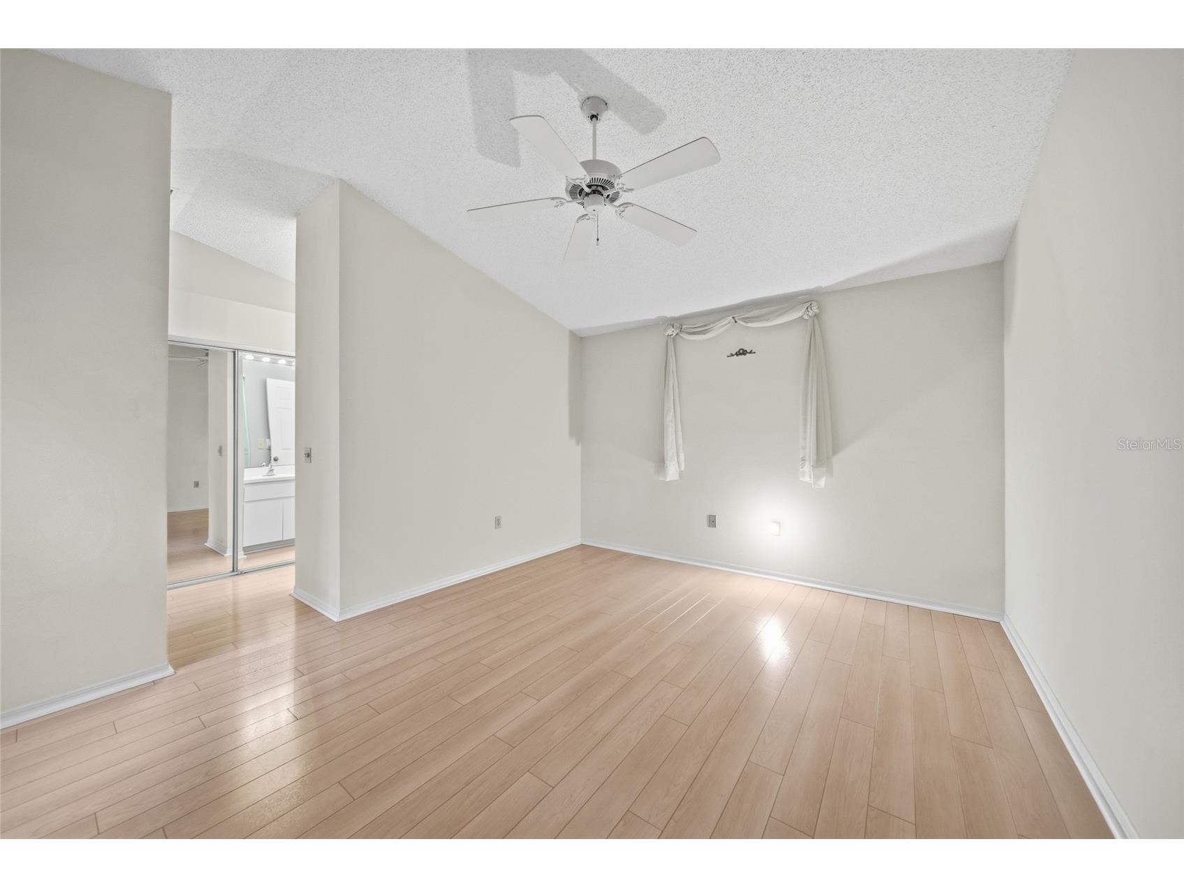 8051 Thatch Terrace Hudson FL 34667 TB8508882 image10