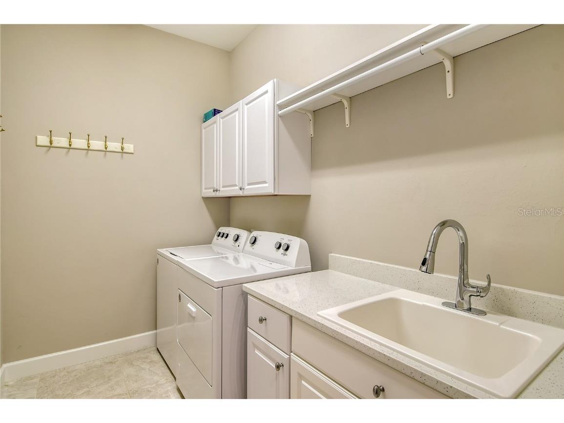 8052 Grande Shores Drive Sarasota FL 34240 A4635931 image31