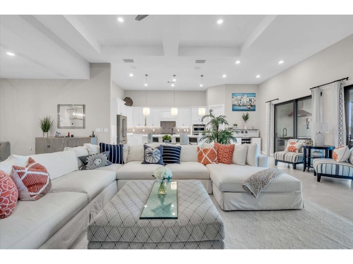 8052 Grande Shores Drive Sarasota FL 34240 A4635931 image6