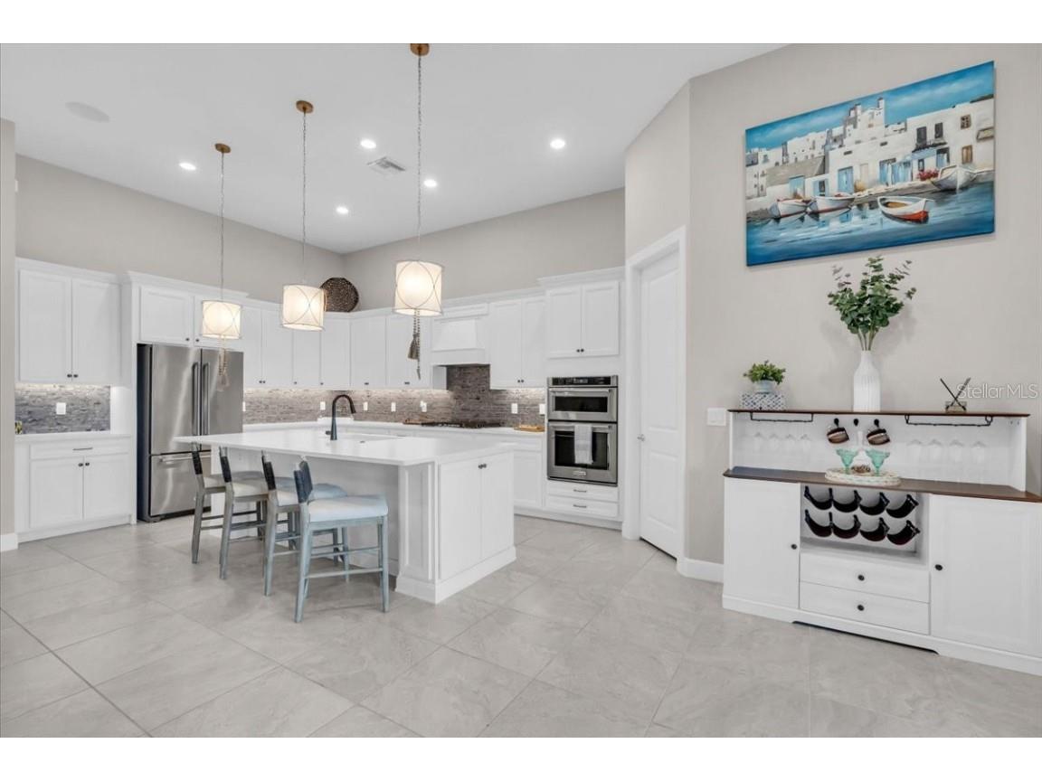 8052 Grande Shores Drive Sarasota FL 34240 A4635931 image8