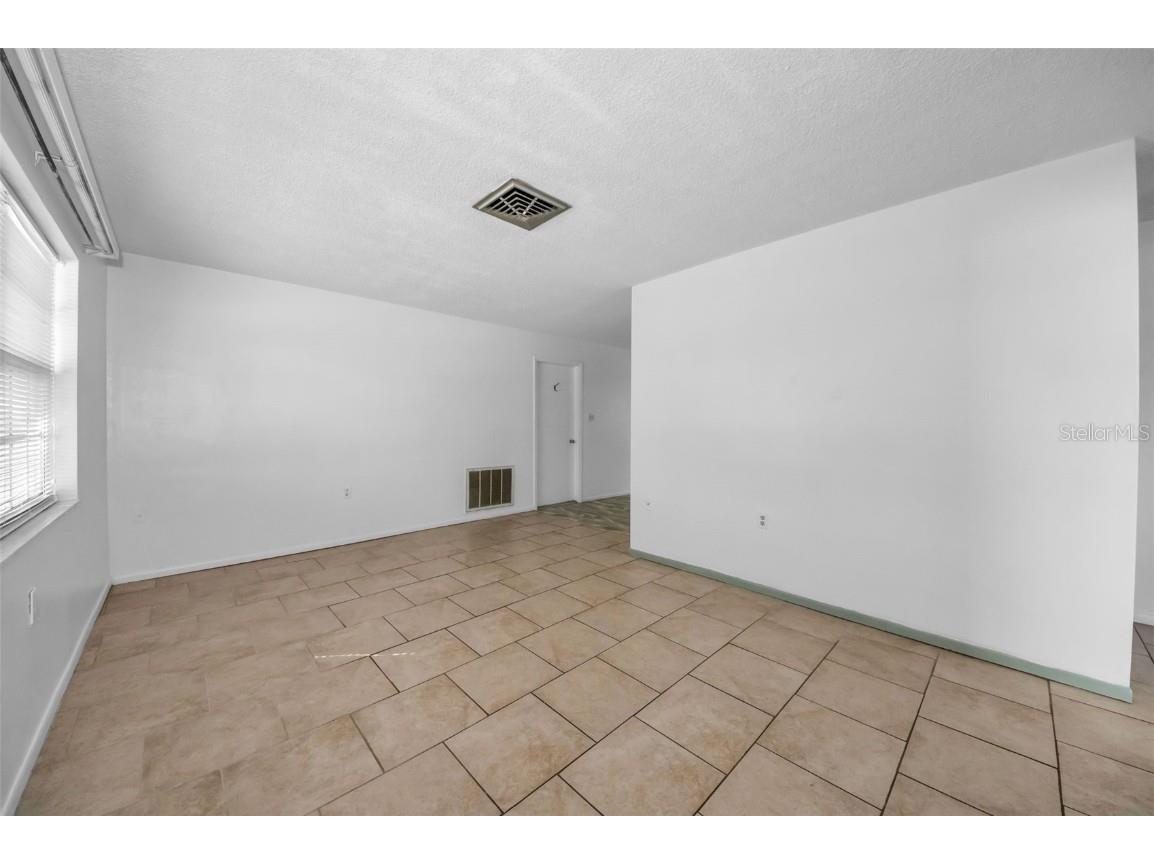 8053 Dedham Drive Port Richey FL 34668 W7876227 image8