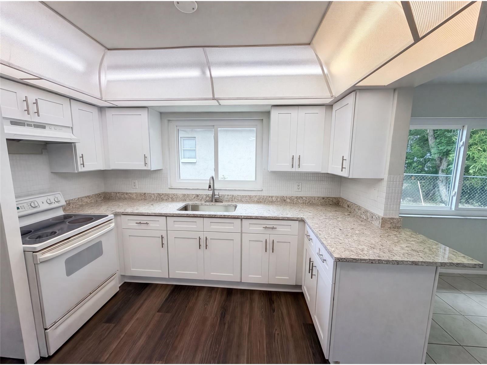 8053 Embassy Boulevard Port Richey FL 34668 O6423599 image2