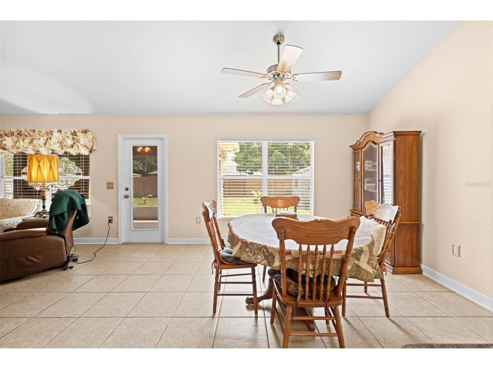 8053 Timberlake Avenue Spring Hill FL 34606 TB8521386 image25