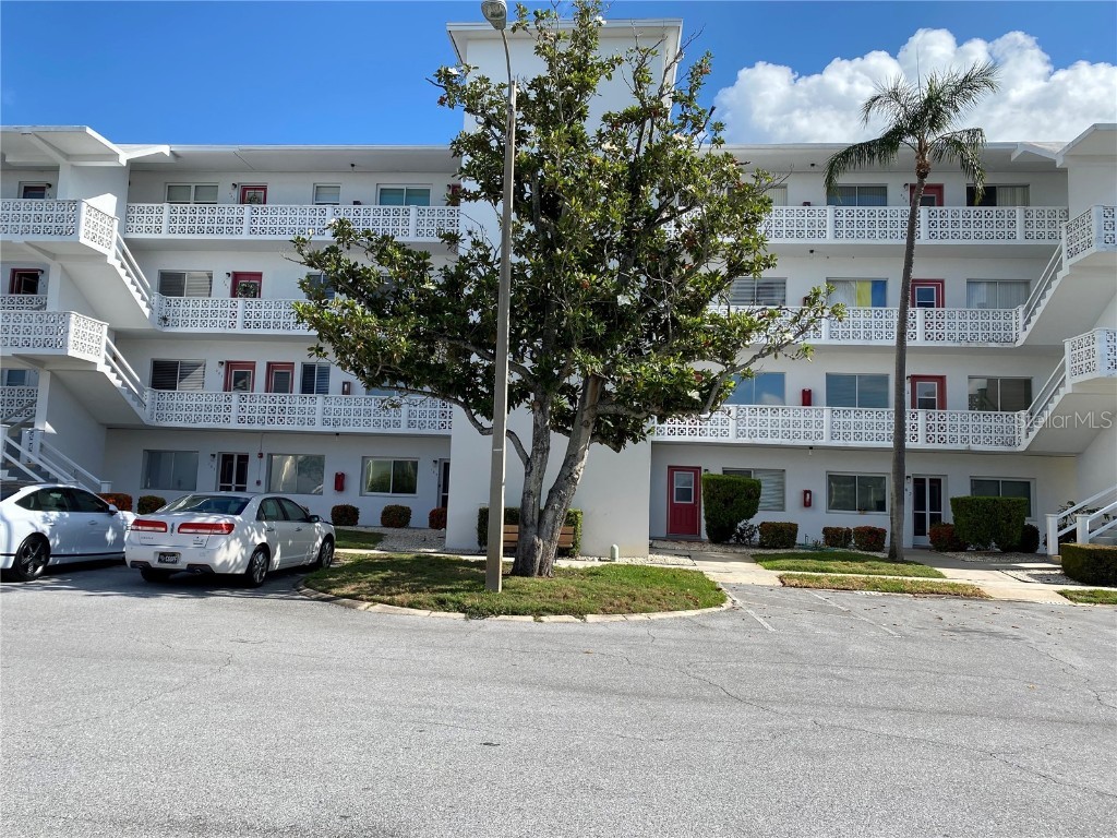 8055 112th Street #406 Seminole FL 33772 TB8384271 image1