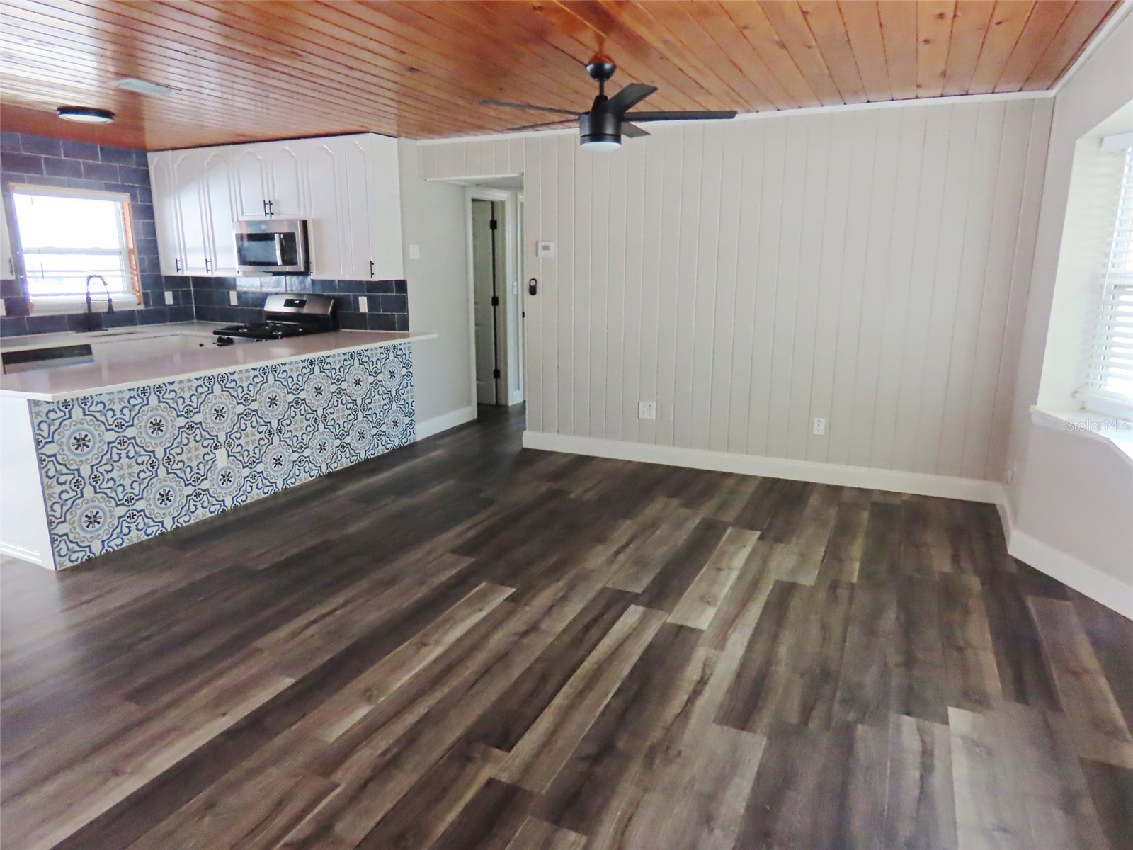 8055 33rd Avenue N Saint Petersburg FL 33710 TB8500924 image15