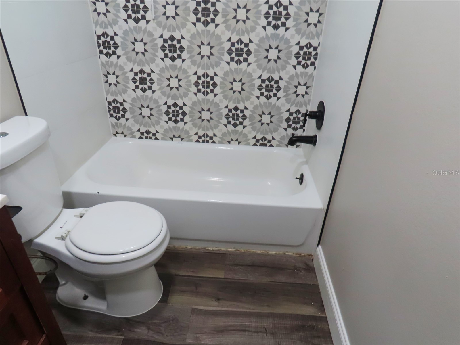 8055 33rd Avenue N Saint Petersburg FL 33710 TB8500924 image21