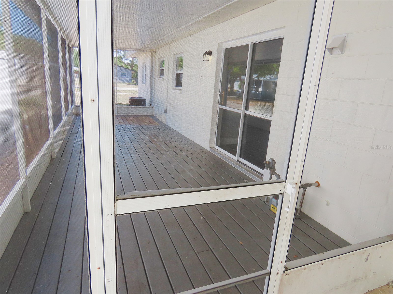 8055 33rd Avenue N Saint Petersburg FL 33710 TB8500924 image9