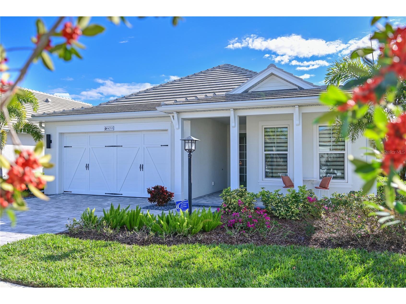 8055 Slipway Drive Sarasota FL 34240 A4680223 image1