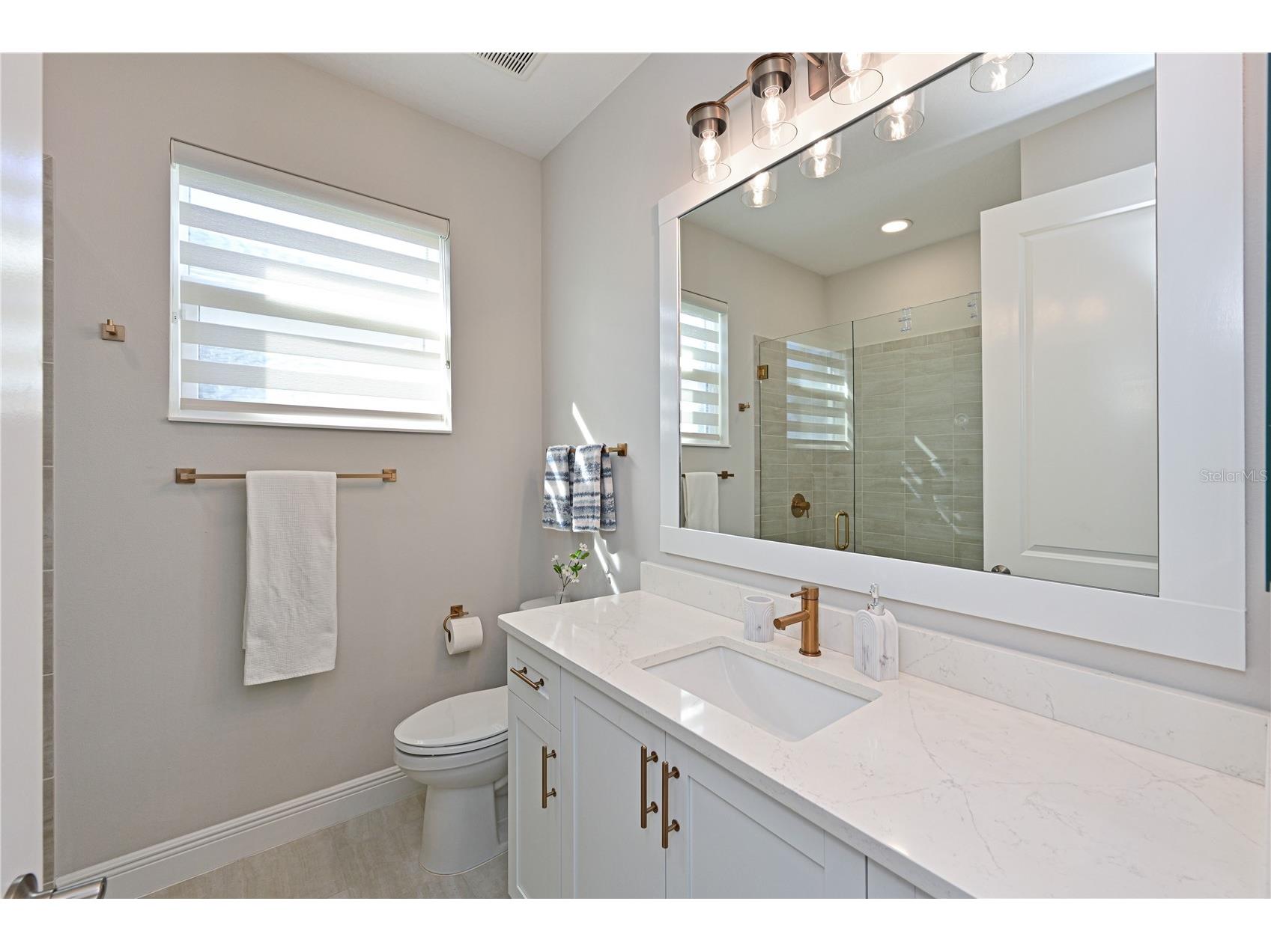 8055 Slipway Drive Sarasota FL 34240 A4680223 image17