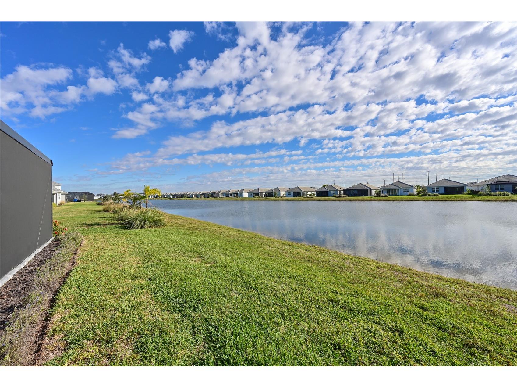 8055 Slipway Drive Sarasota FL 34240 A4680223 image25