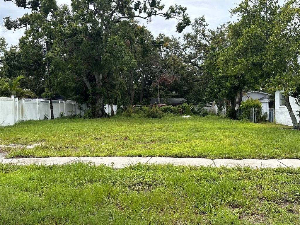 8056 28th Avenue N Saint Petersburg FL 33710 TB8410160 image1