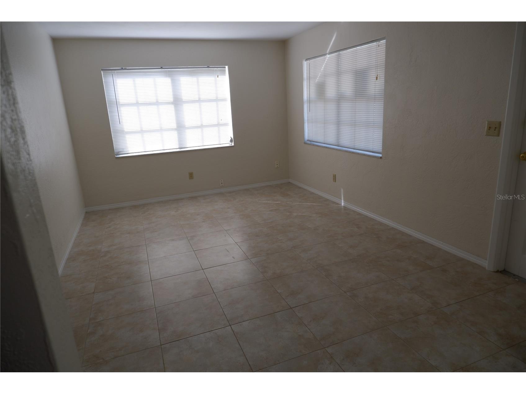 8056 30th Avenue N Saint Petersburg FL 33710 TB8501655 image16