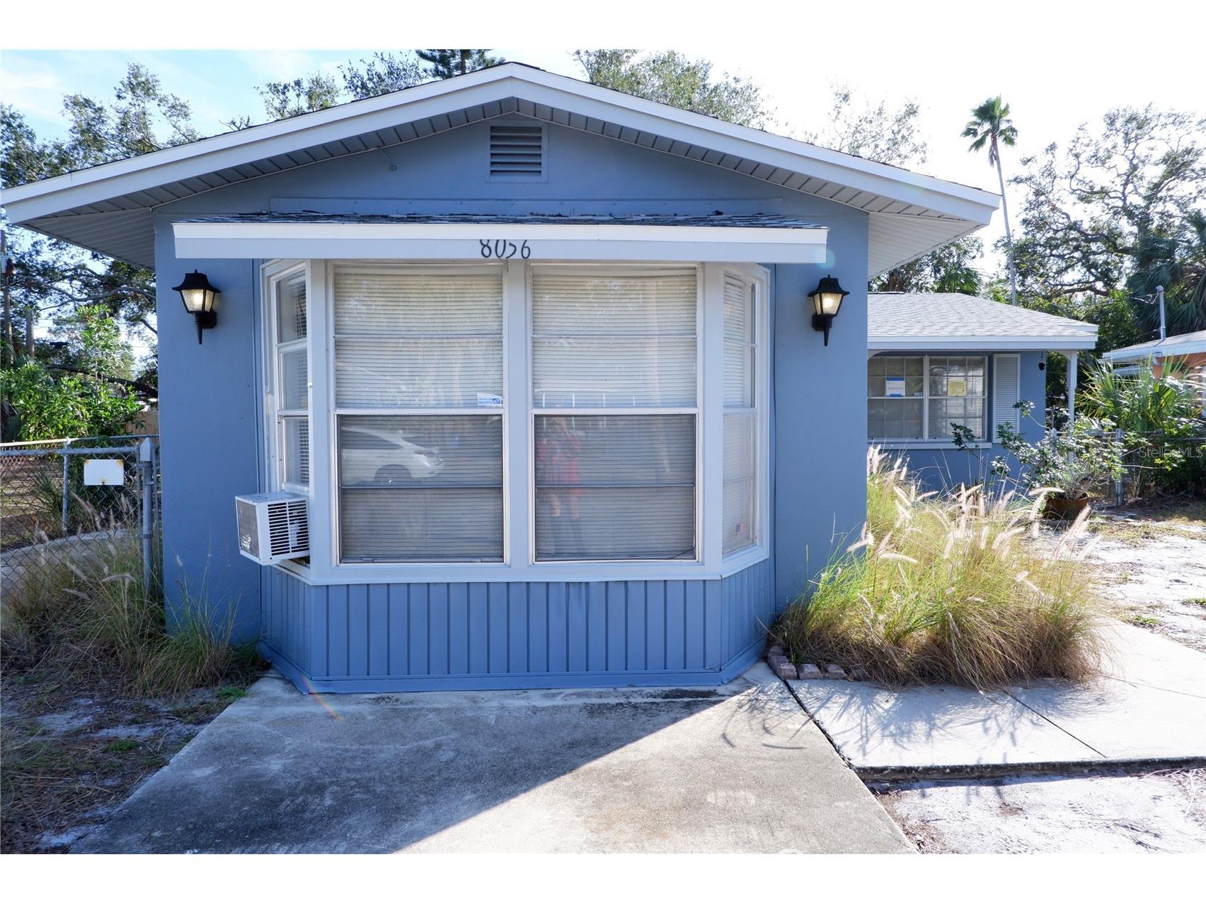 8056 30th Avenue N Saint Petersburg FL 33710 TB8501655 image2