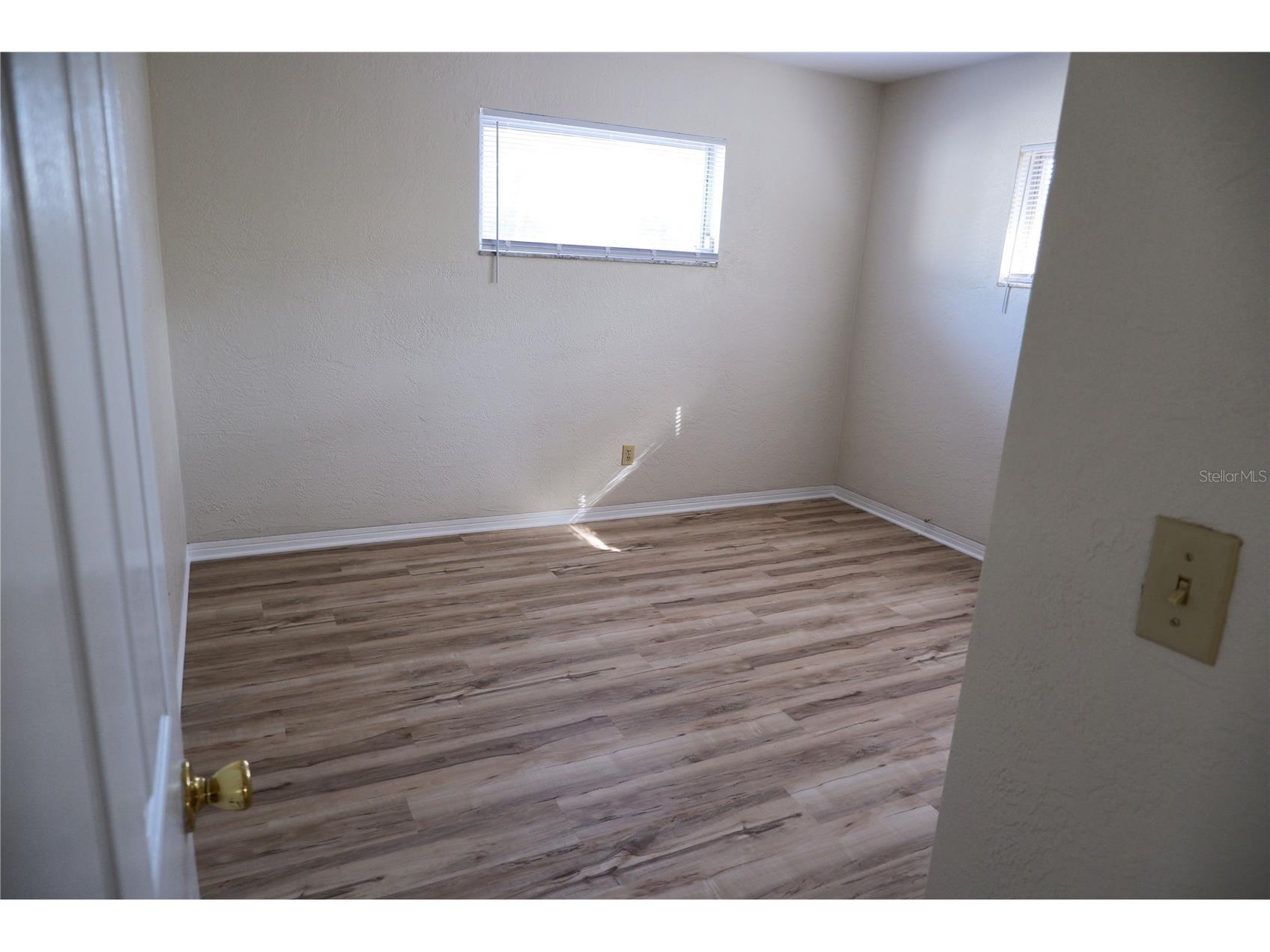 8056 30th Avenue N Saint Petersburg FL 33710 TB8501655 image7