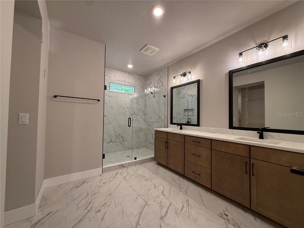 8056 33rd Avenue N Saint Petersburg FL 33710 TB8423944 image12