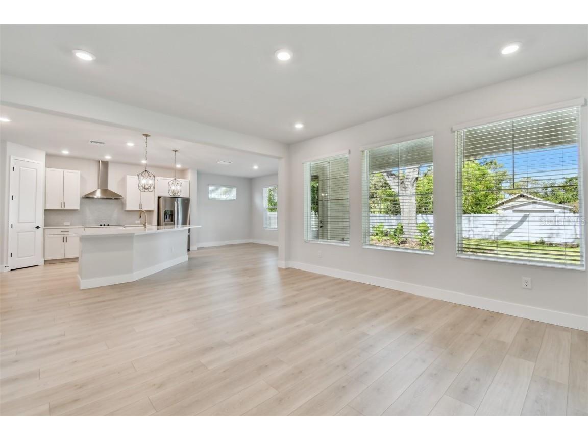 8056 33rd Avenue N Saint Petersburg FL 33710 TB8423944 image16