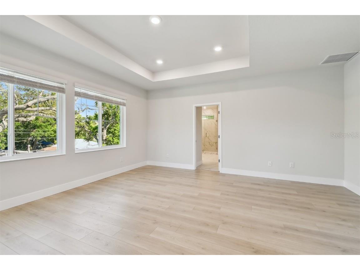 8056 33rd Avenue N Saint Petersburg FL 33710 TB8423944 image19