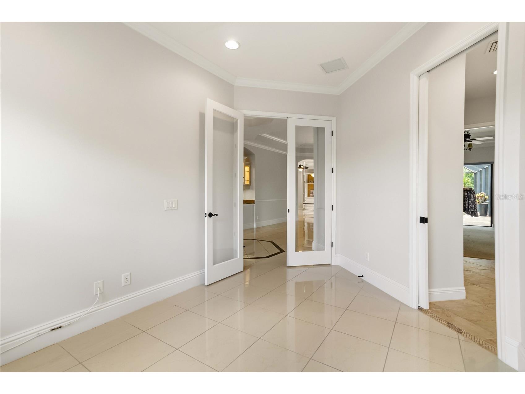 8057 Rio Bella Place University Park FL 34201 A4697160 image26