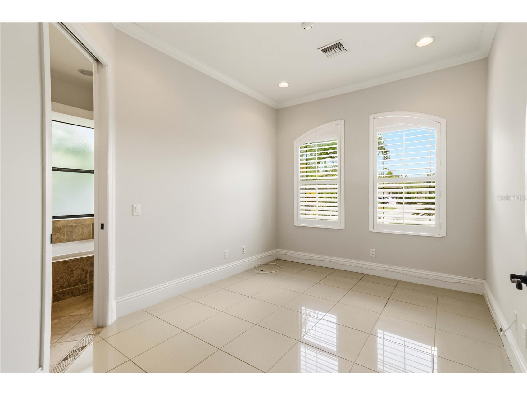 8057 Rio Bella Place University Park FL 34201 A4697160 image27