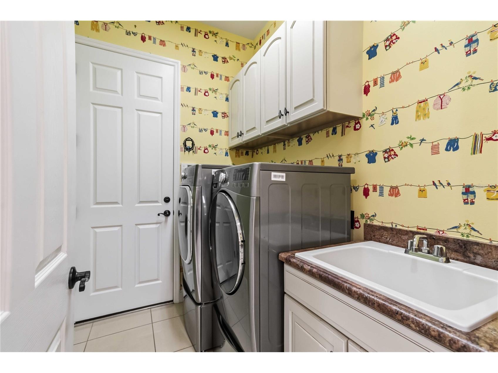 8057 Rio Bella Place University Park FL 34201 A4697160 image35