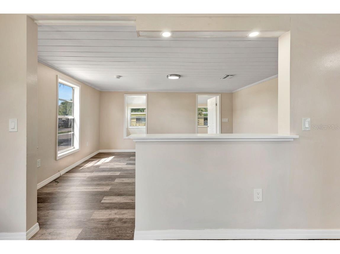 806 3rd Avenue W Palmetto FL 34221 A4665580 image16