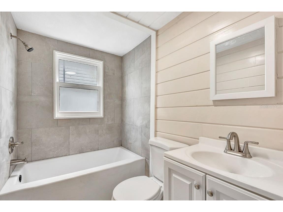 806 3rd Avenue W Palmetto FL 34221 A4665580 image29