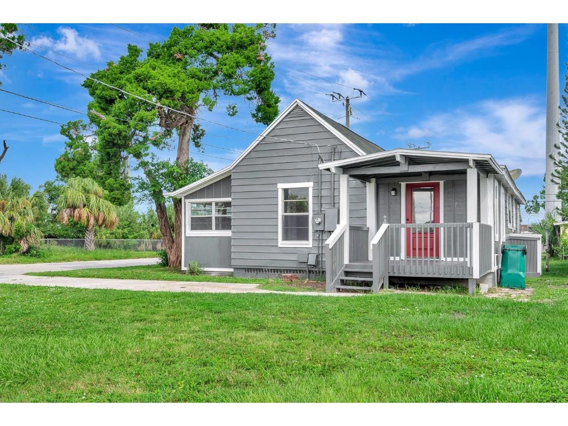 806 3rd Avenue W Palmetto FL 34221 A4665580 image3