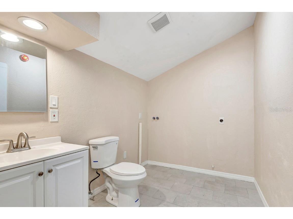 806 3rd Avenue W Palmetto FL 34221 A4665580 image36