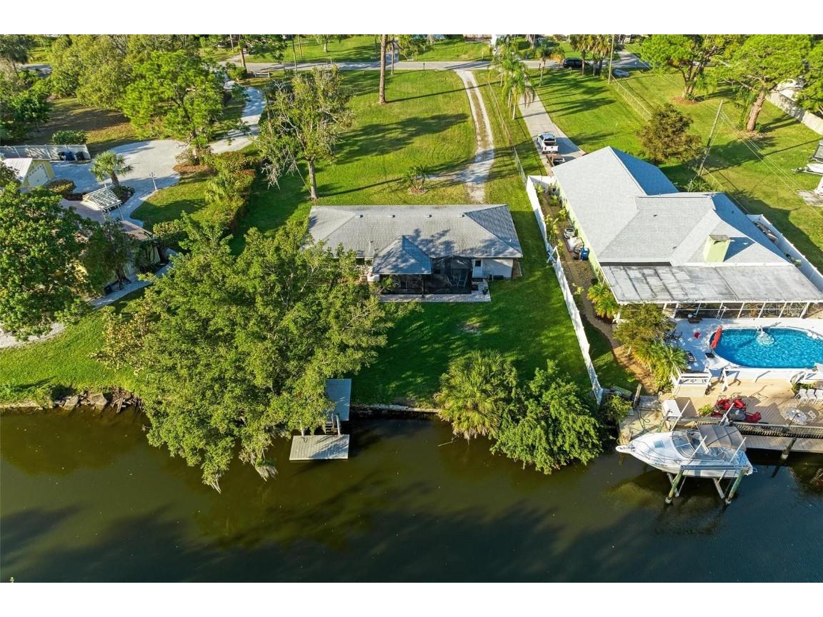 806 69th Avenue W Bradenton FL 34207 A4560656 image1