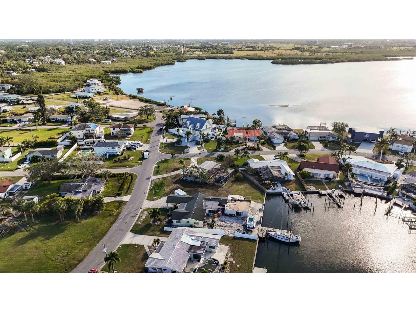 806 Arlington Road Palmetto FL 34221 A4632682 image24