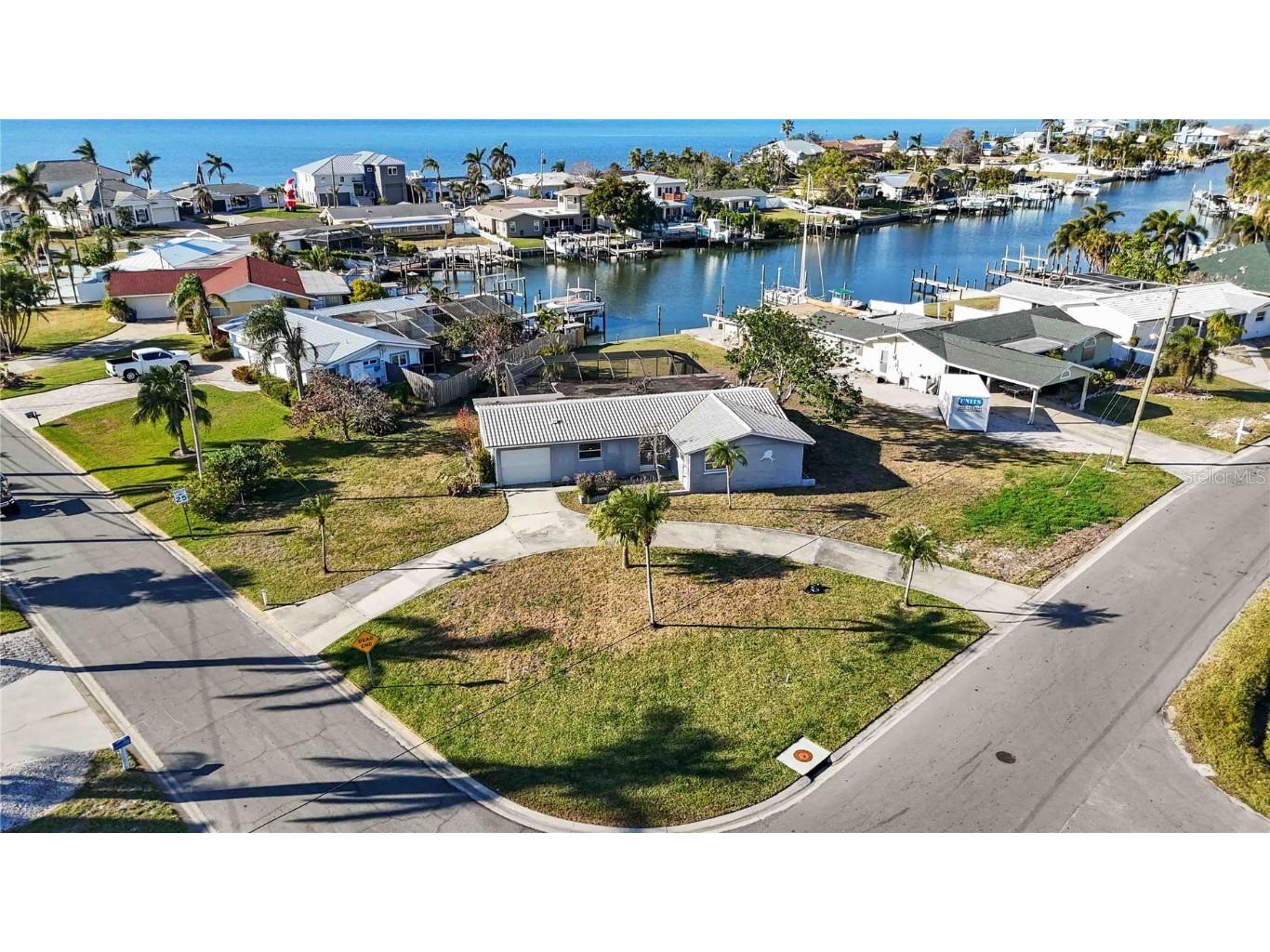 806 Arlington Road Palmetto FL 34221 A4632682 image3