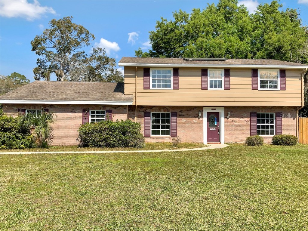 806 Bannockburn Avenue Temple Terrace FL 33617 O6055940 image1