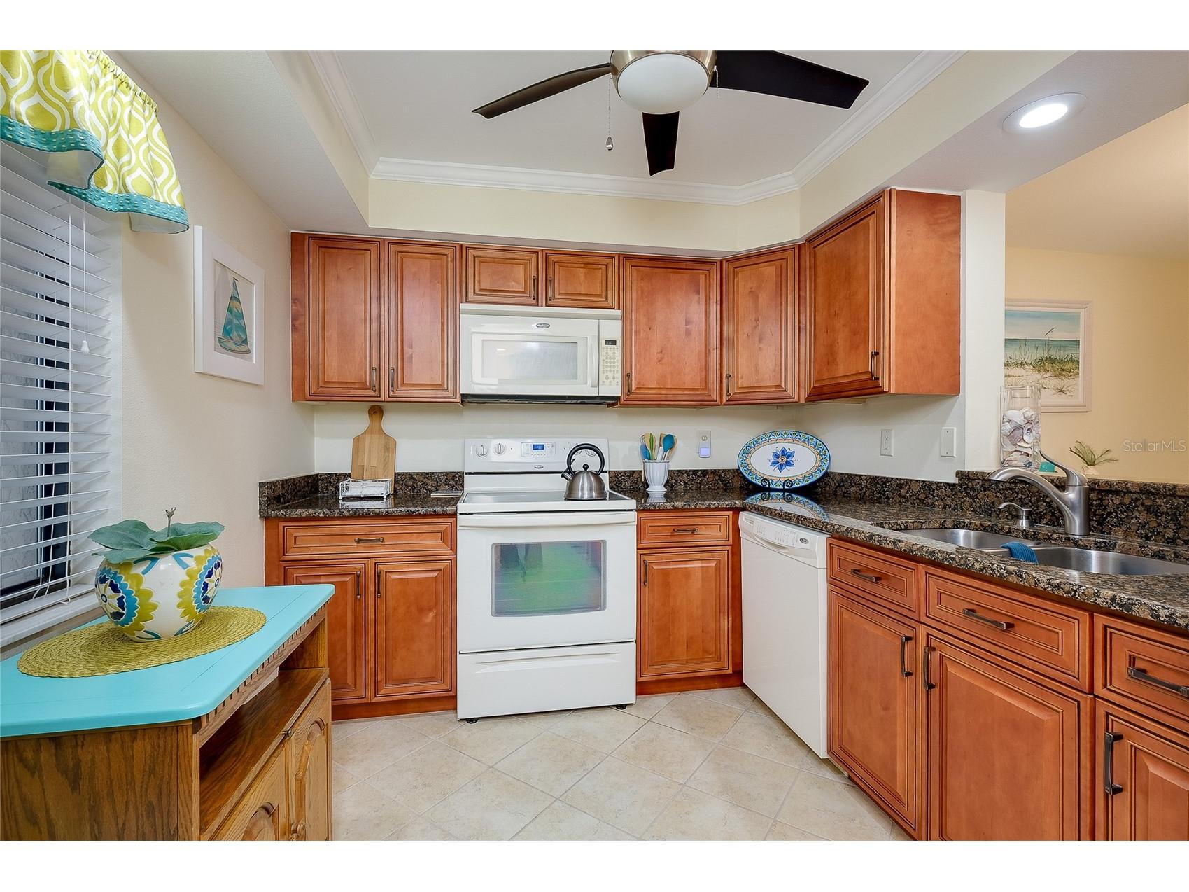 806 Capri Isles Boulevard #109 Venice FL 34292 N6143617 image7