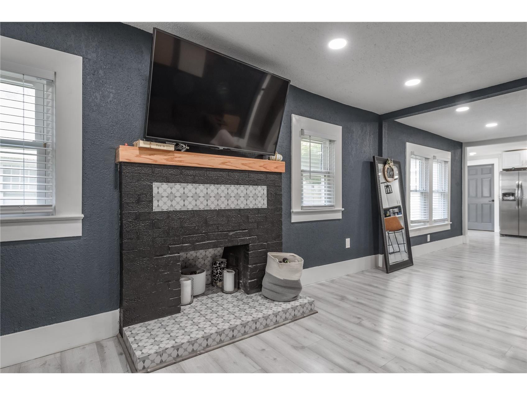 806 E Hamilton Avenue Tampa FL 33604 TB8504679 image9