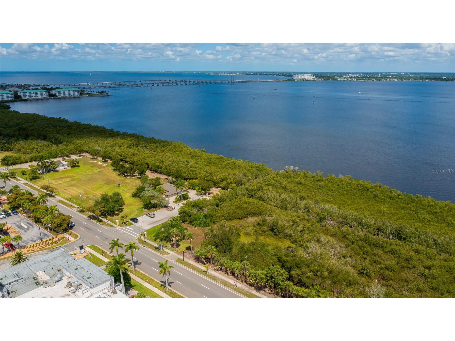 806 E Marion Avenue Punta Gorda FL 33950 C7526697 image10