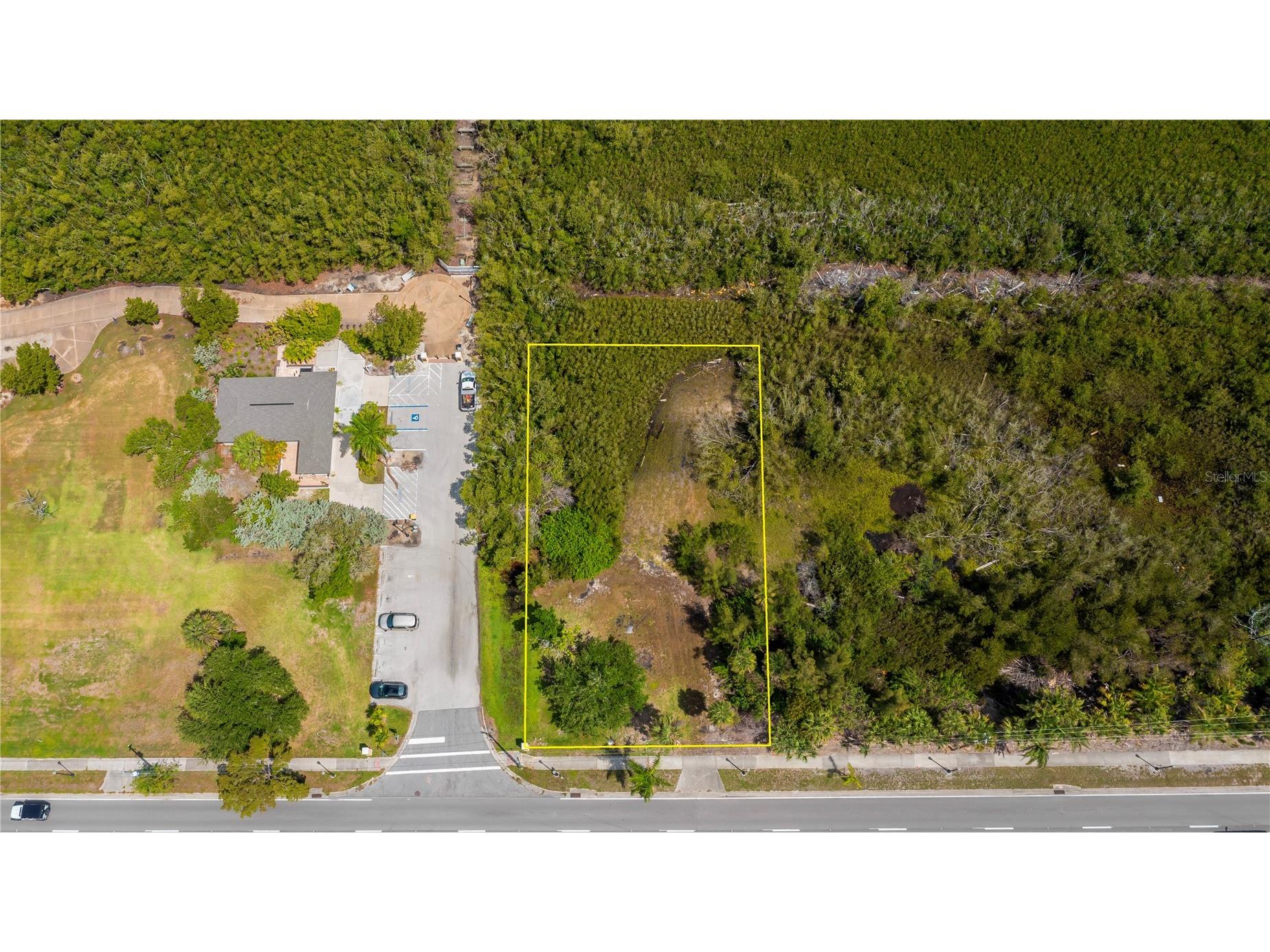 806 E Marion Avenue Punta Gorda FL 33950 C7526697 image4
