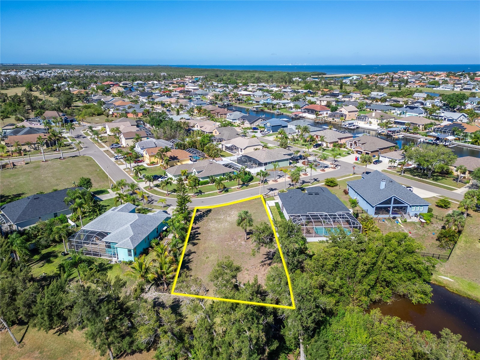 806 Greenview Drive Apollo Beach FL 33572 TB8495156 image28