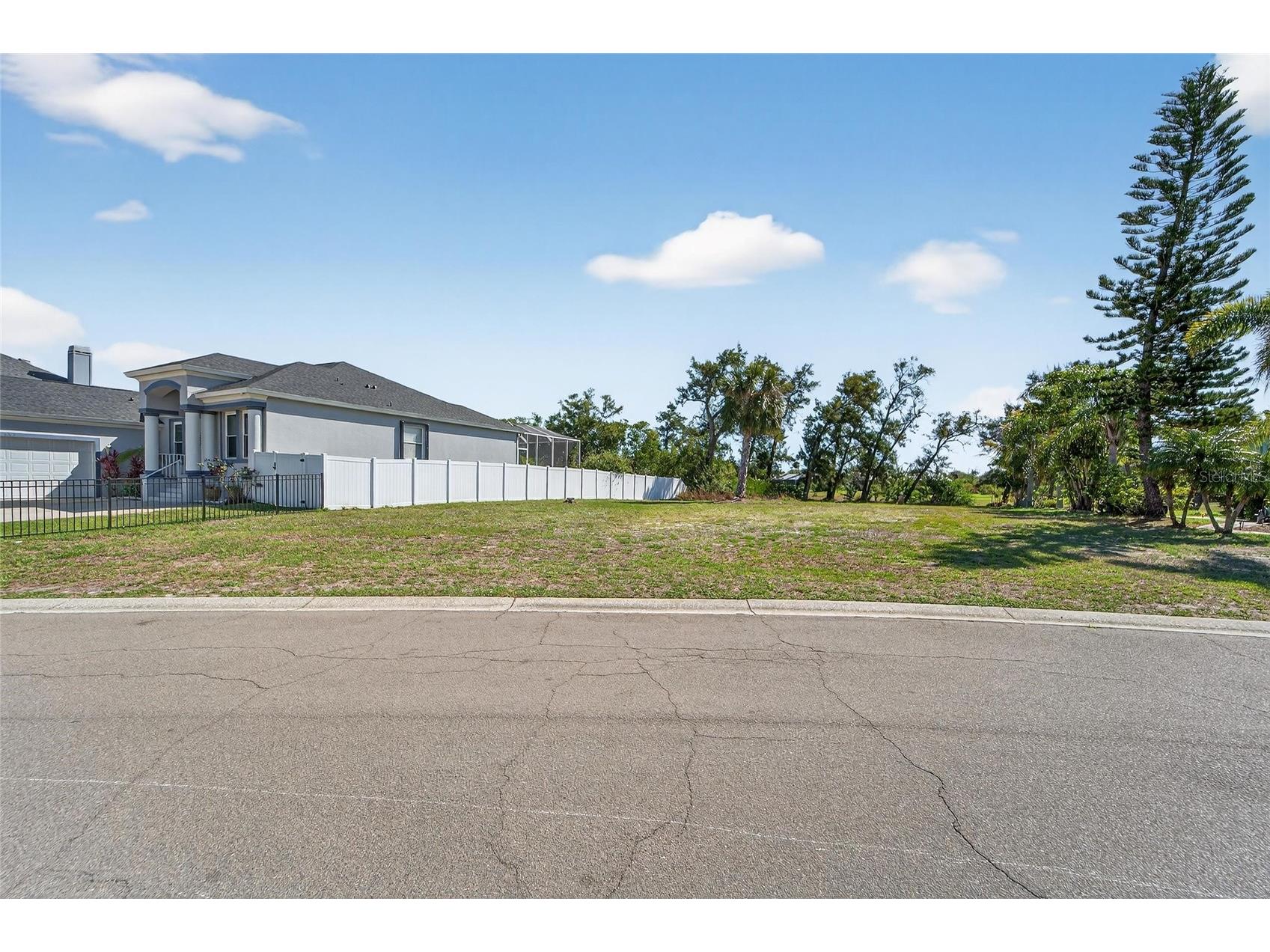 806 Greenview Drive Apollo Beach FL 33572 TB8495156 image3