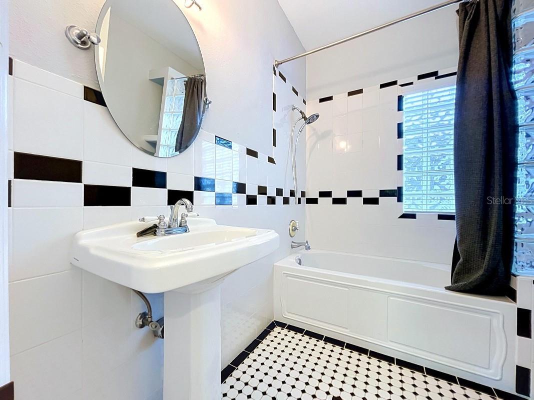 806 Johnson Avenue Lakeland FL 33801 A4698291 image38