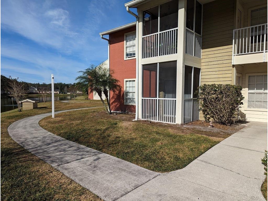 806 Lake Haven Square #105 Brandon FL 33511 TB8326642 image1
