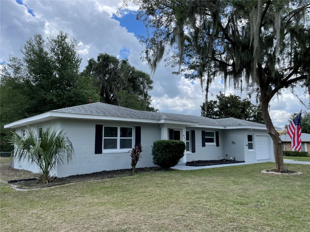 806 Lee Street Leesburg FL 34748 O6115888 image1